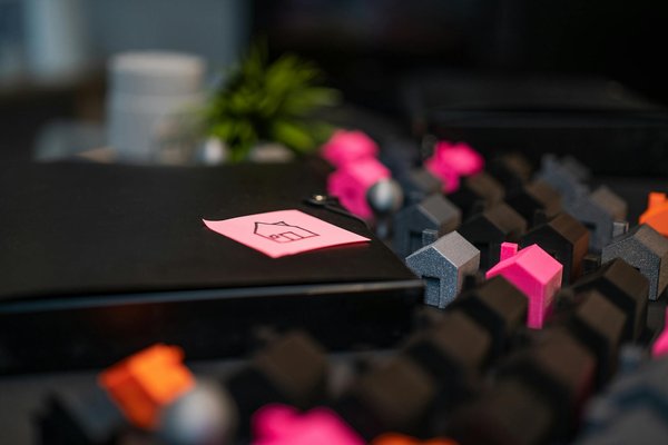 Descubre las estrategias digitales más impactantes para vender inmuebles con éxito